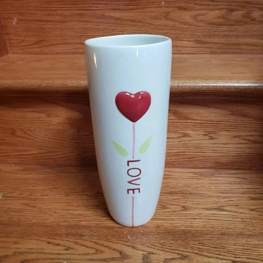Unbranded Ceramic Flower Vase 10in White Red 3D Raised Heart LOVE Romantic Decor